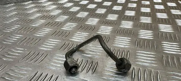Renault Megane III Fuel injector supply line/pipe 