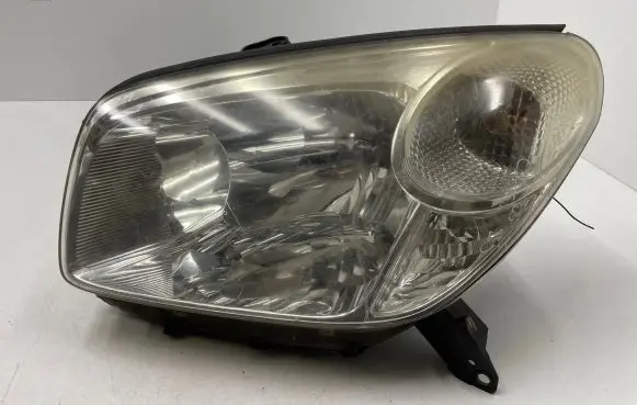 Toyota RAV 4 (XA10) Headlight/headlamp E1325