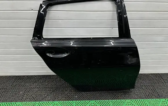 BMW 3 G20 G21 Rear door 7482278