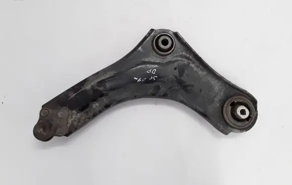 Renault Scenic III - Grand scenic III Front lower control arm/wishbone 545000399R