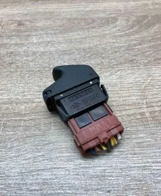Renault Scenic I Electric window control switch 838100G WithPlug