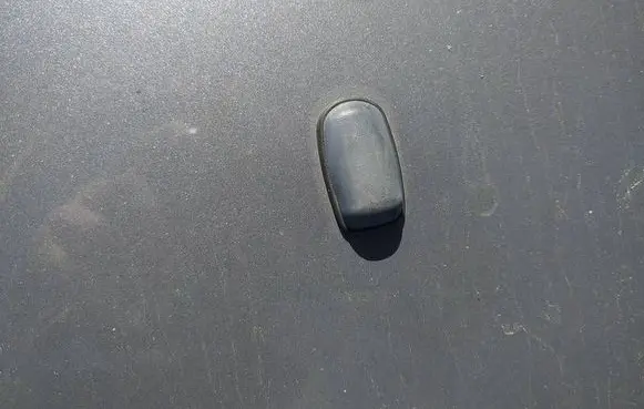 Ford Grand C-MAX Windshield washer spray nozzle 