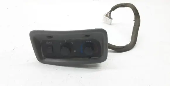 Mitsubishi Pajero Climate control unit 1464307953