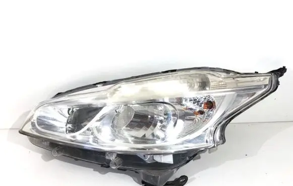 Peugeot 208 Headlight/headlamp 9802221880