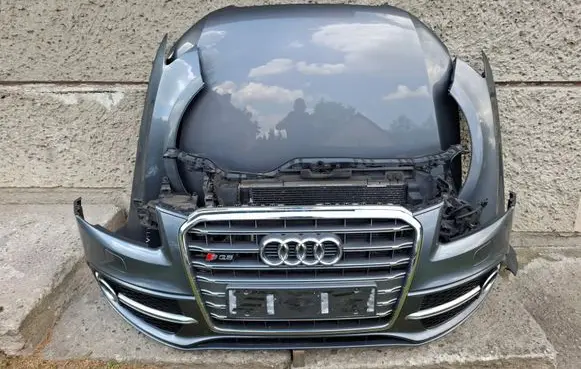 Audi Q5 SQ5 8R Top upper radiator support slam panel