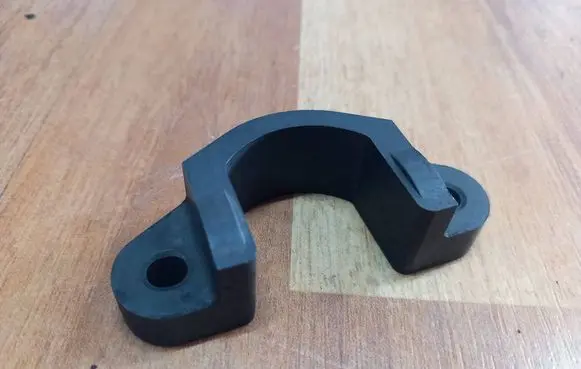 Mazda 6 Fuel Injector clamp holder