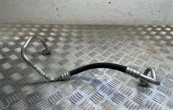 Mercedes-Benz CLS W257 Air conditioning (A/C) pipe/hose A2138307904