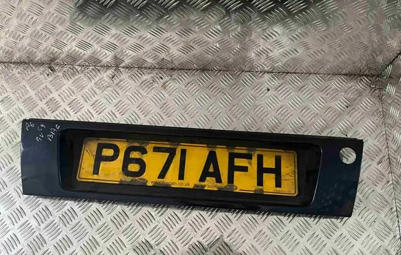 Audi A6 S6 C4 4A Trunk door license plate light bar 4A5853465D