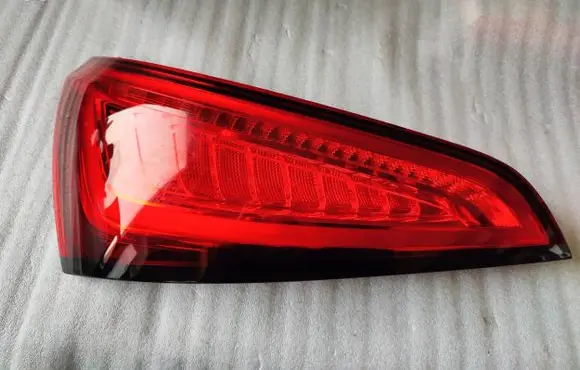 Audi Q5 SQ5 Rear/tail lights 8R0945093C 21240505 AU416PAT2