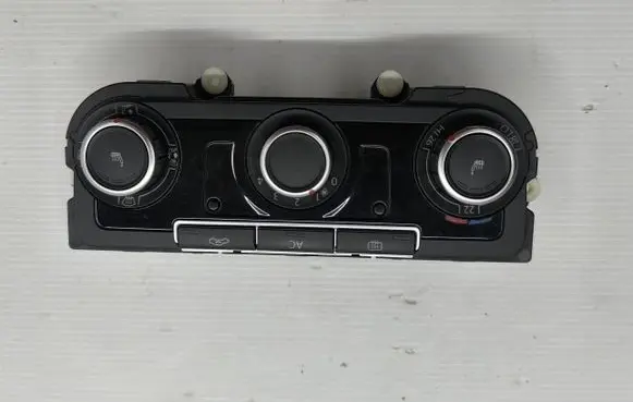 Volkswagen PASSAT B6 Climate control unit 3C8907336AC