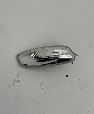 Peugeot 5008 Mirror indicator light 