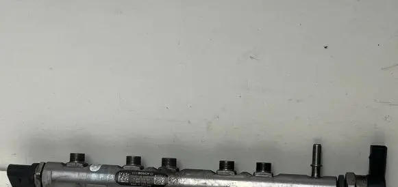 BMW X1 E84 Fuel main line pipe 0445214183 780912803
