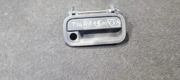 Opel Tigra A Front door exterior handle