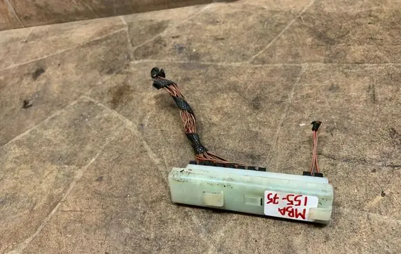 Mercedes-Benz C W205 Voltage converter inverter A0009821012