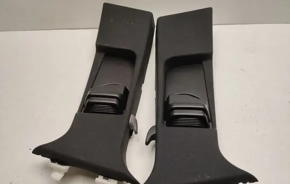 Mercedes-Benz E W212 (B) pillar trim (top) A2126900425