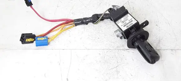 Peugeot 607 Ignition lock N0500109