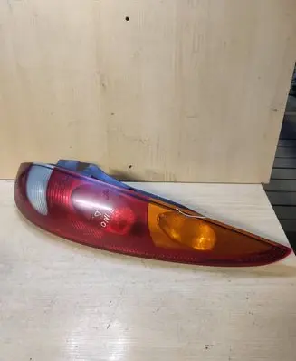 Nissan Almera Tino Rear/tail lights