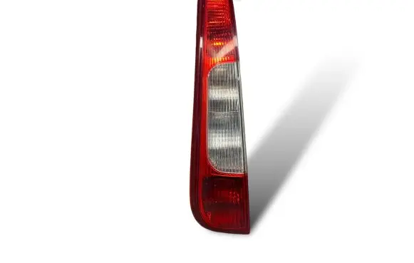 Ford C-MAX I Rear/tail lights 3M5113N411