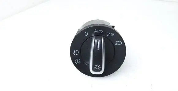 Volkswagen PASSAT CC Light switch 3C891431A