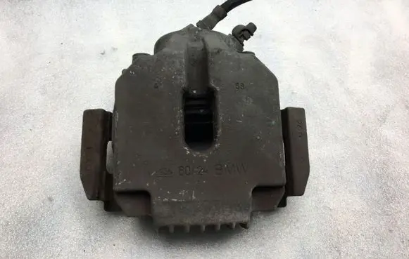 BMW 5 E60 E61 Front brake caliper
