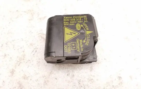 BMW 5 E60 E61 Headlight ballast module Xenon 5DD00831910