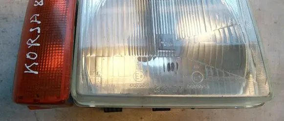 Opel Corsa A Headlight/headlamp