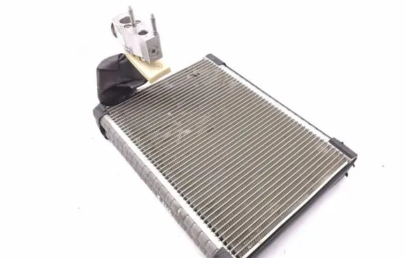Opel Grandland X Air conditioning (A/C) radiator (interior)
