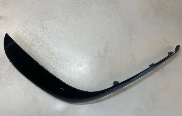 Mercedes-Benz GLS X166 Front bumper corner part panel trim X166F021