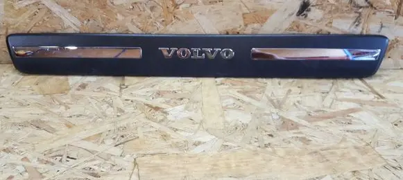 Volvo XC60 Front sill trim cover 31349213