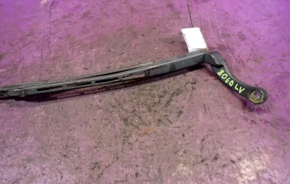 Audi A4 S4 B6 8E 8H Front wiper blade arm
