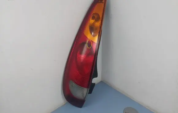 Nissan Almera Tino Rear/tail lights 26555BU200 89303850