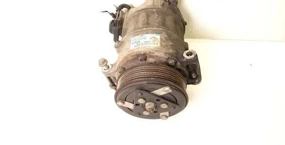 Land Rover Discovery 4 - LR4 Air conditioning (A/C) compressor (pump) 9X2319D629DA