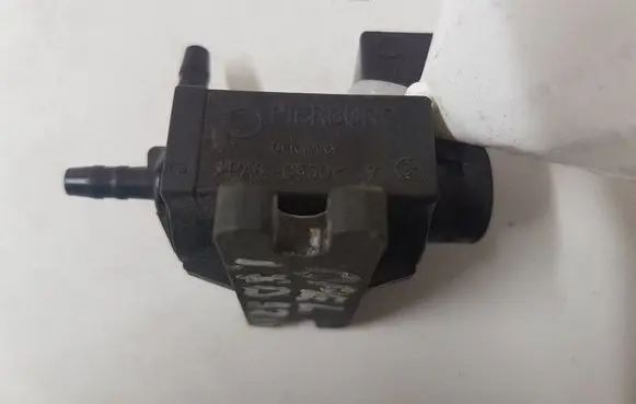 Opel Zafira B Turbo solenoid valve 70246100 8972882491