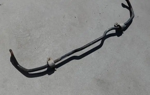 Volkswagen Beetle A5 Front anti-roll bar/sway bar 561411303