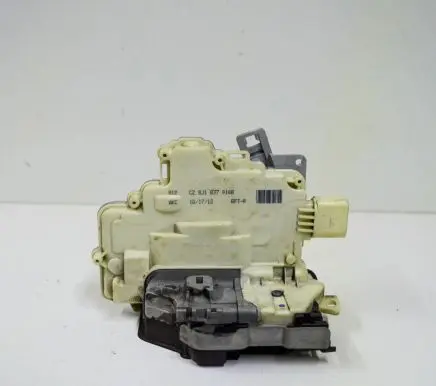 Porsche Cayenne (92A) Front door lock 8J1837016B