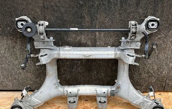 BMW 5 G30 G31 G38 Rear subframe 6866423