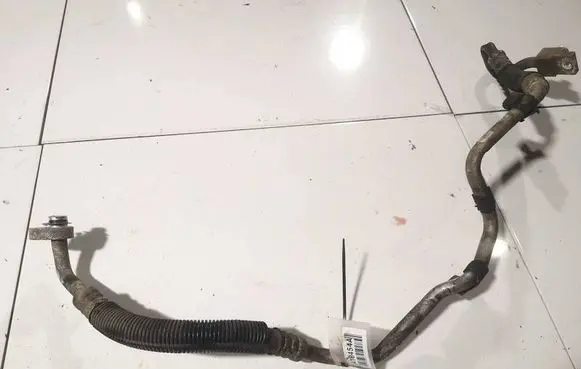 Air conditioning (A/C) pipe/hose