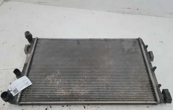 Skoda Roomster (5J) Coolant radiator 6Q0121253R
