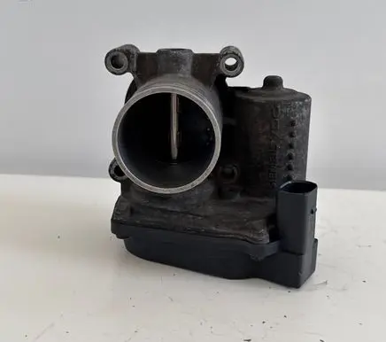 Volkswagen Tiguan Throttle valve 03C133062