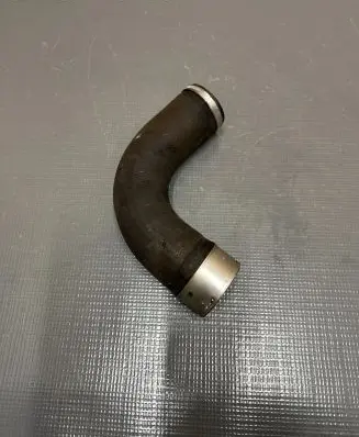 Volvo XC90 Intercooler hose/pipe 31370126