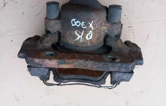 Jaguar XJ X300 Front brake caliper