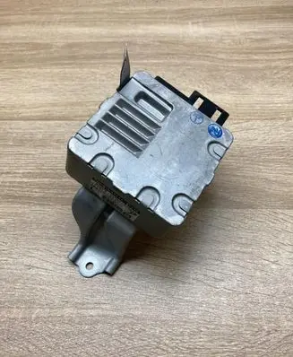 Toyota Prius (XW30) Power steering control unit/module 8965047240 1129003791