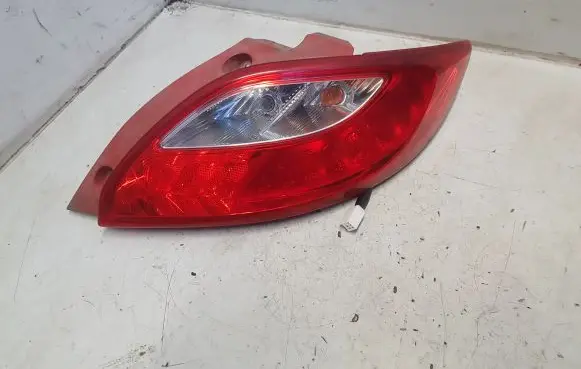 Mazda 2 Rear/tail lights D6515115C K2442