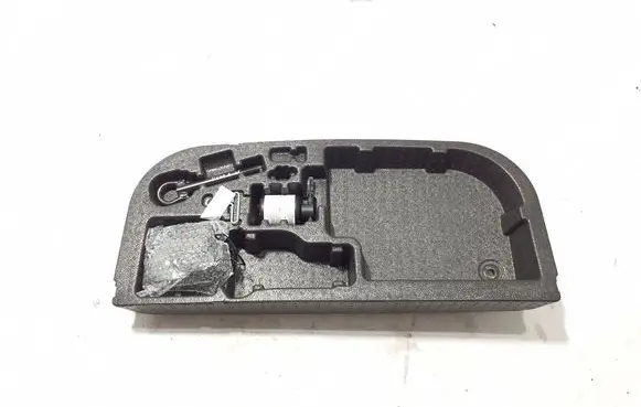 Renault 5 E-Tech Tool set 849758529R