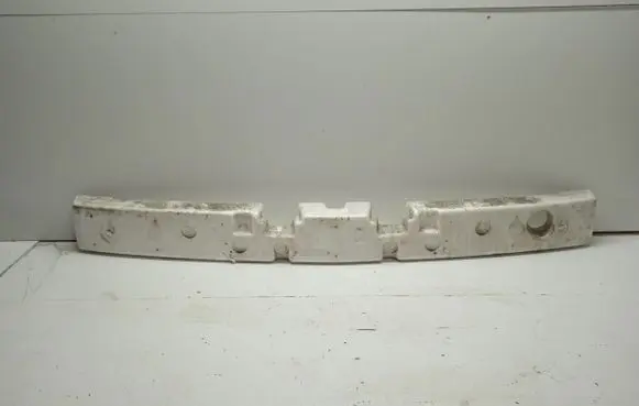 Front bumper foam support bar