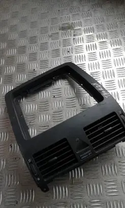 Volkswagen Touran I Dash center air vent grill 2511030347