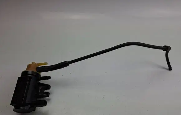 Mercedes-Benz E W212 Turbo solenoid valve A0091533128