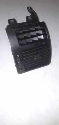 Volkswagen Touran I Dashboard side air vent grill/cover trim 1T0819704B