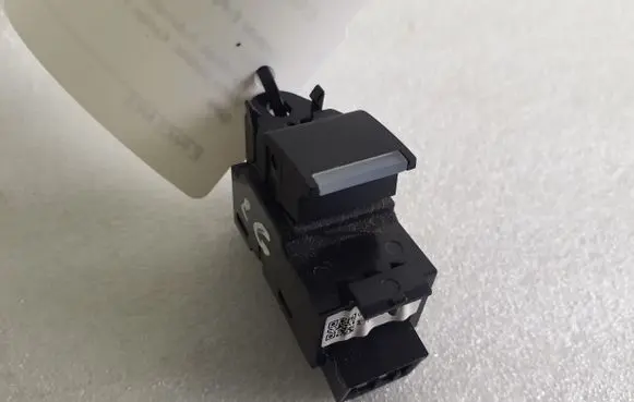 Jaguar E-Pace Electric window control switch GX7314717AC 17W292