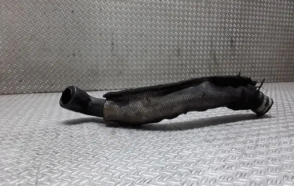 Breather/breather pipe/hose